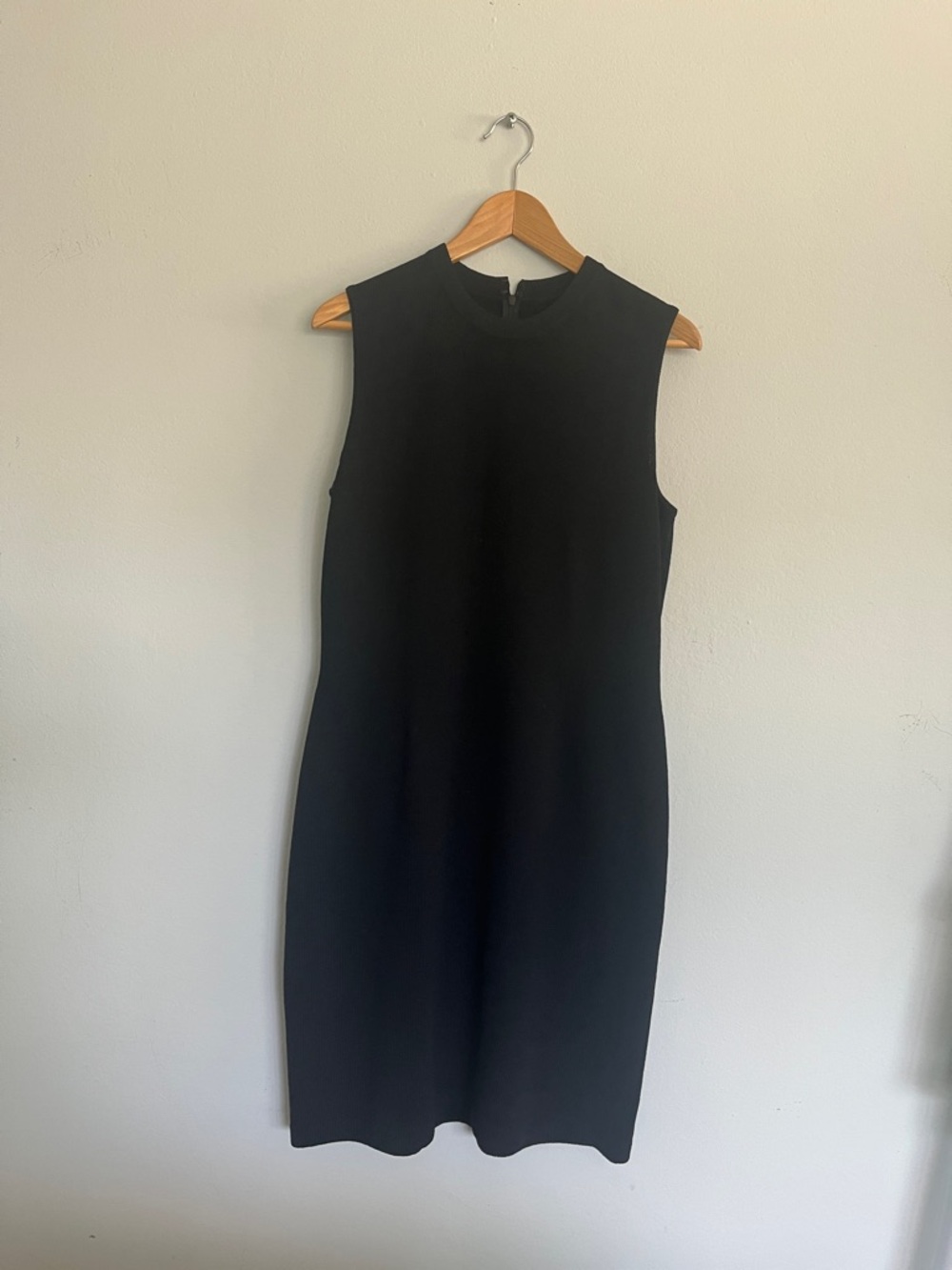St John Classic Black Sleeveless Shift Dress